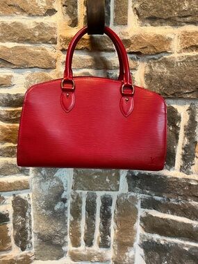 Louis Vuitton red epi leather pont neuf PM handbag preowned condition